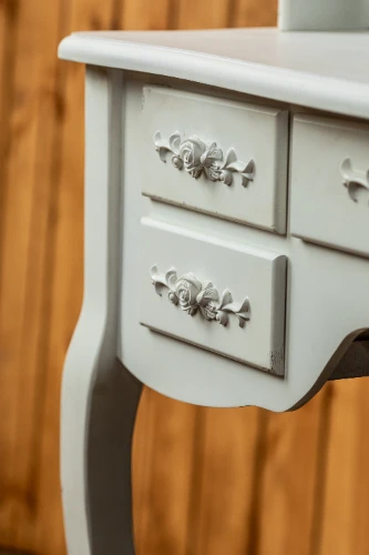 Kosmētikas galds ROSE ar soliņu, balts