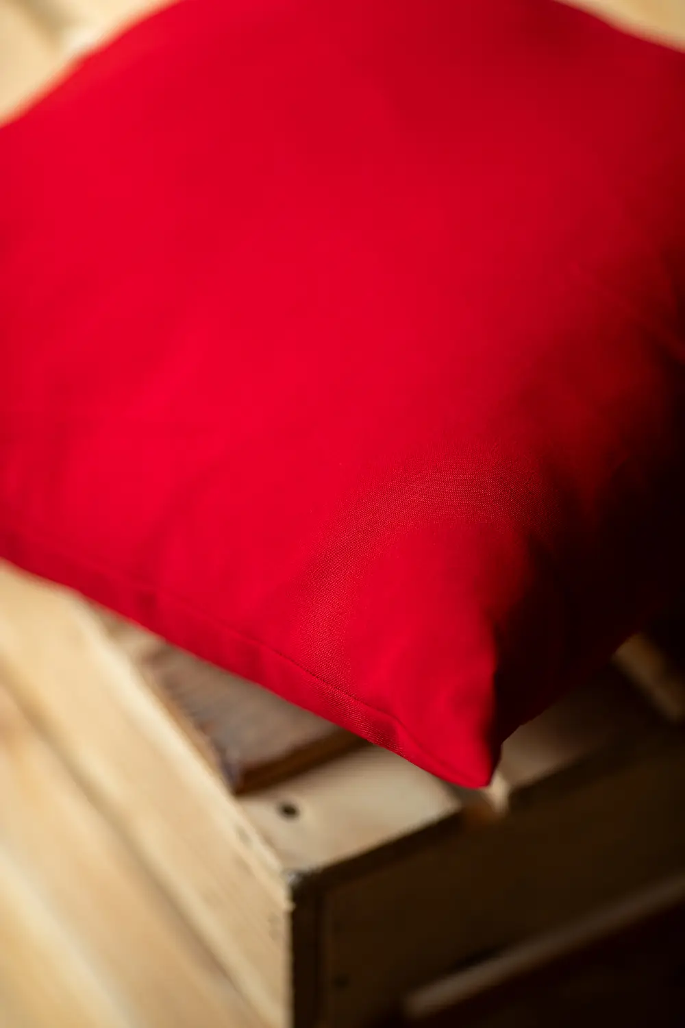 Spilvens SPL23, sarkans