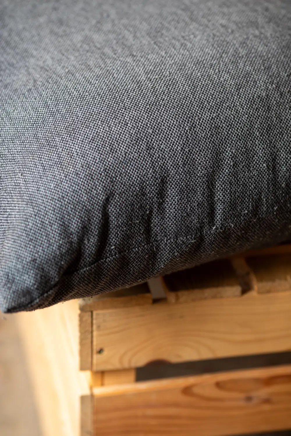 Spilvens SPL5, pelēks