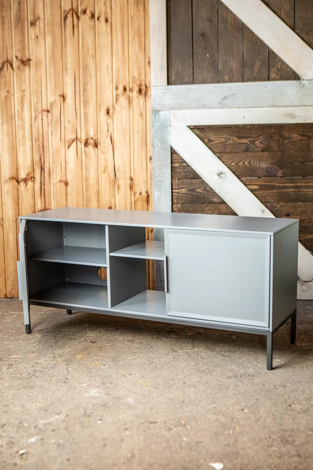 Kumode TULLA, pelēka/metāla