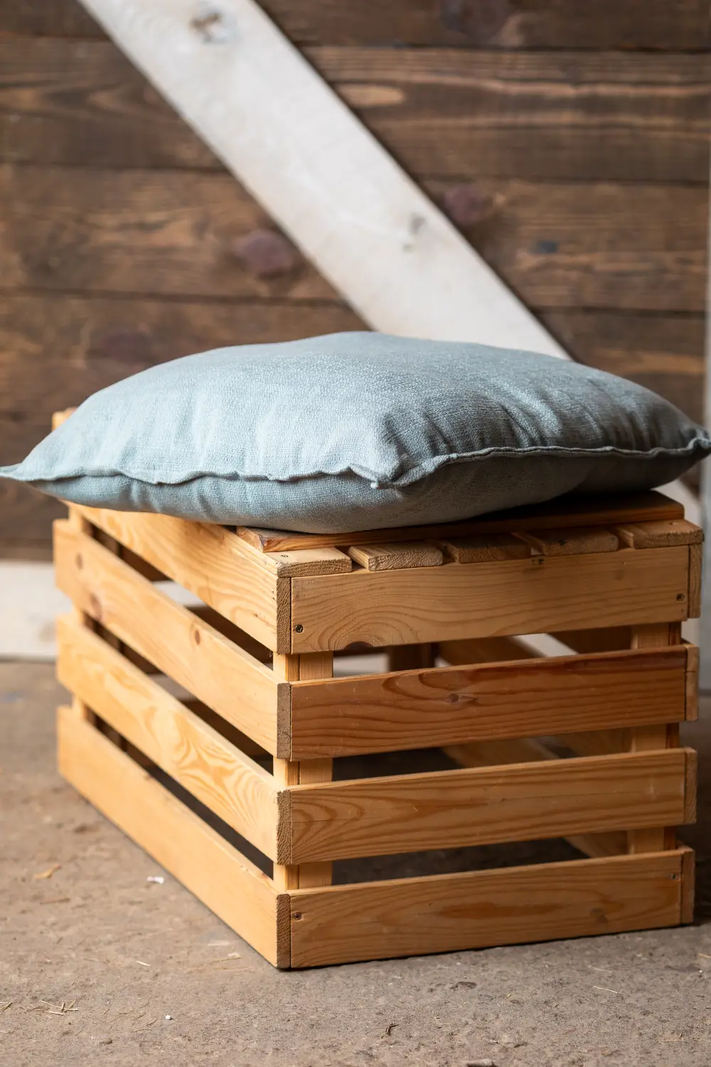 Spilvens SPL9, pelēks